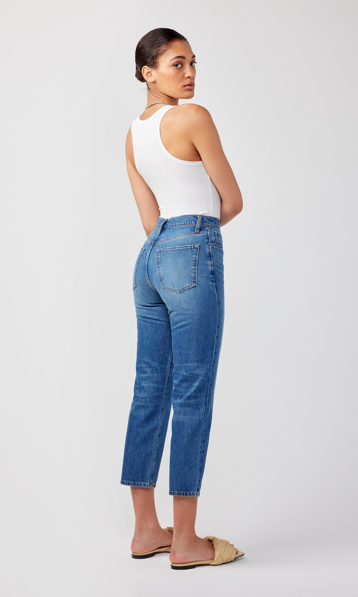 Ms. Highsmith High Rise Crop Straight Leg