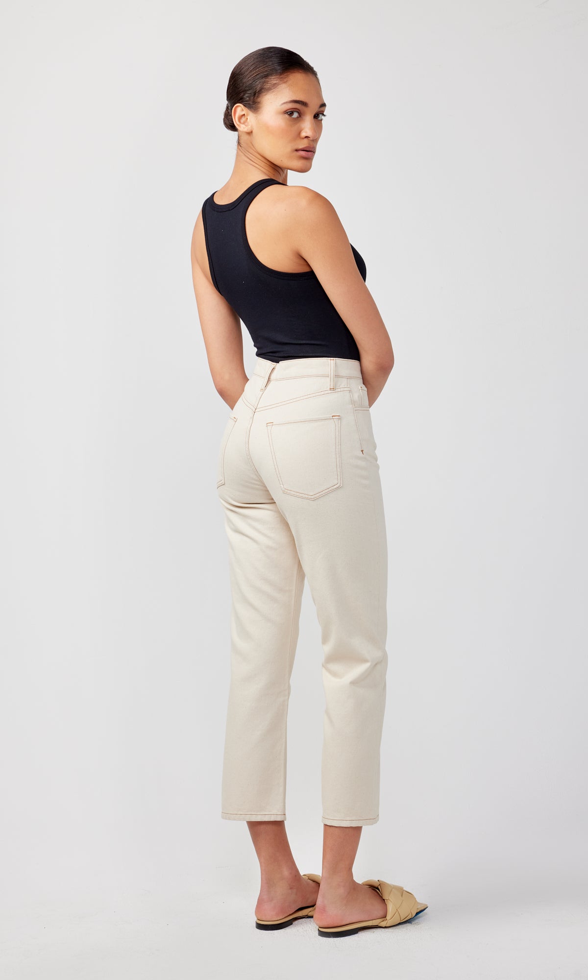 Ms. Highsmith High Rise Crop Straight Leg