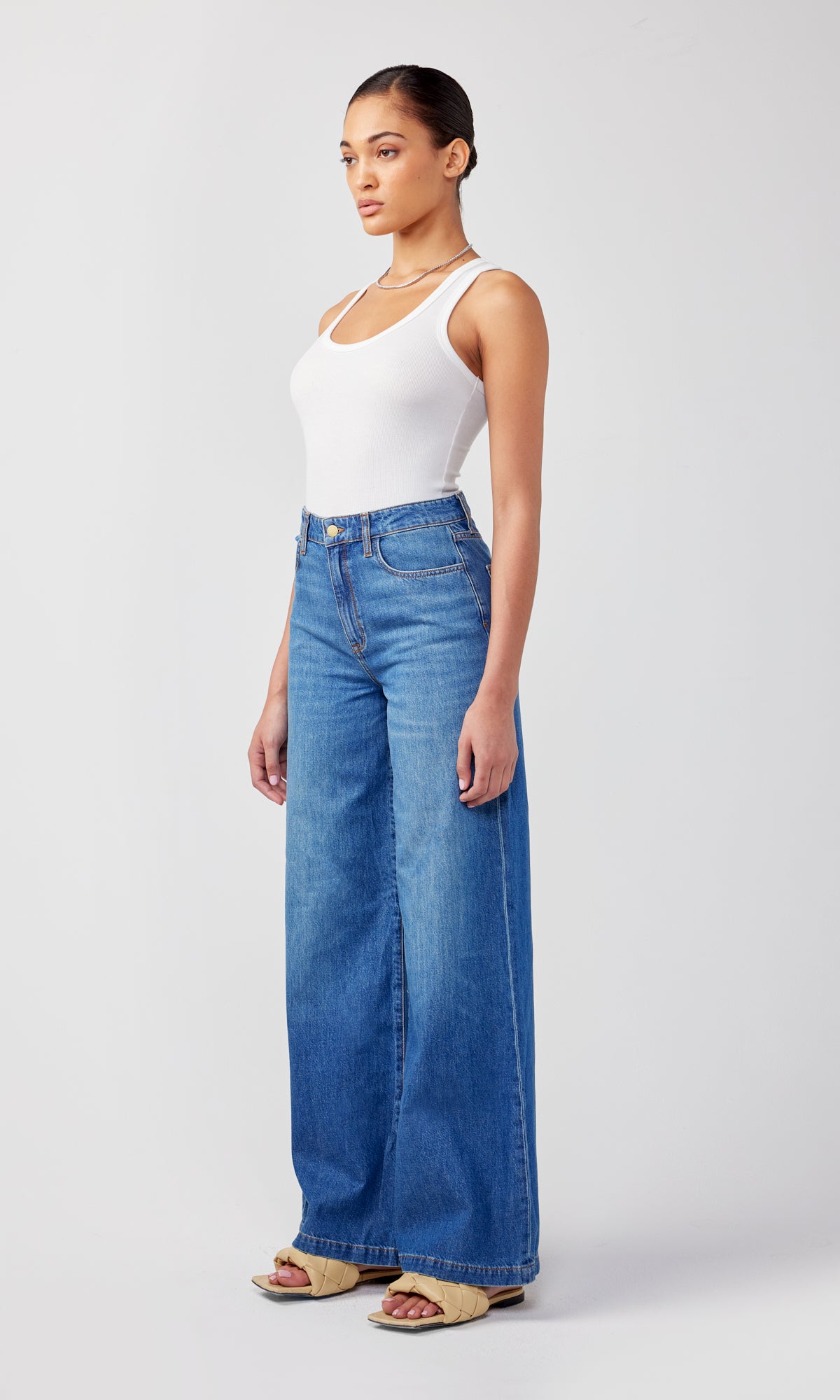 Ms. Fonda High Rise Wide Leg