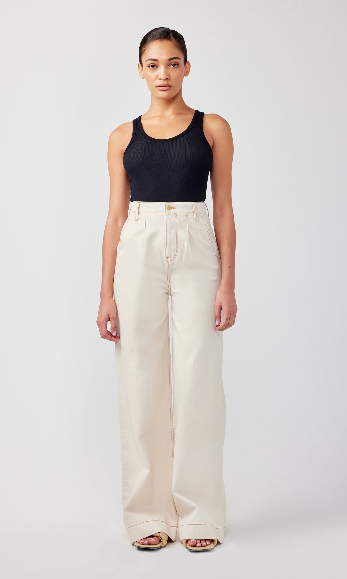 Ms. Hayworth V-High Rise Pleated