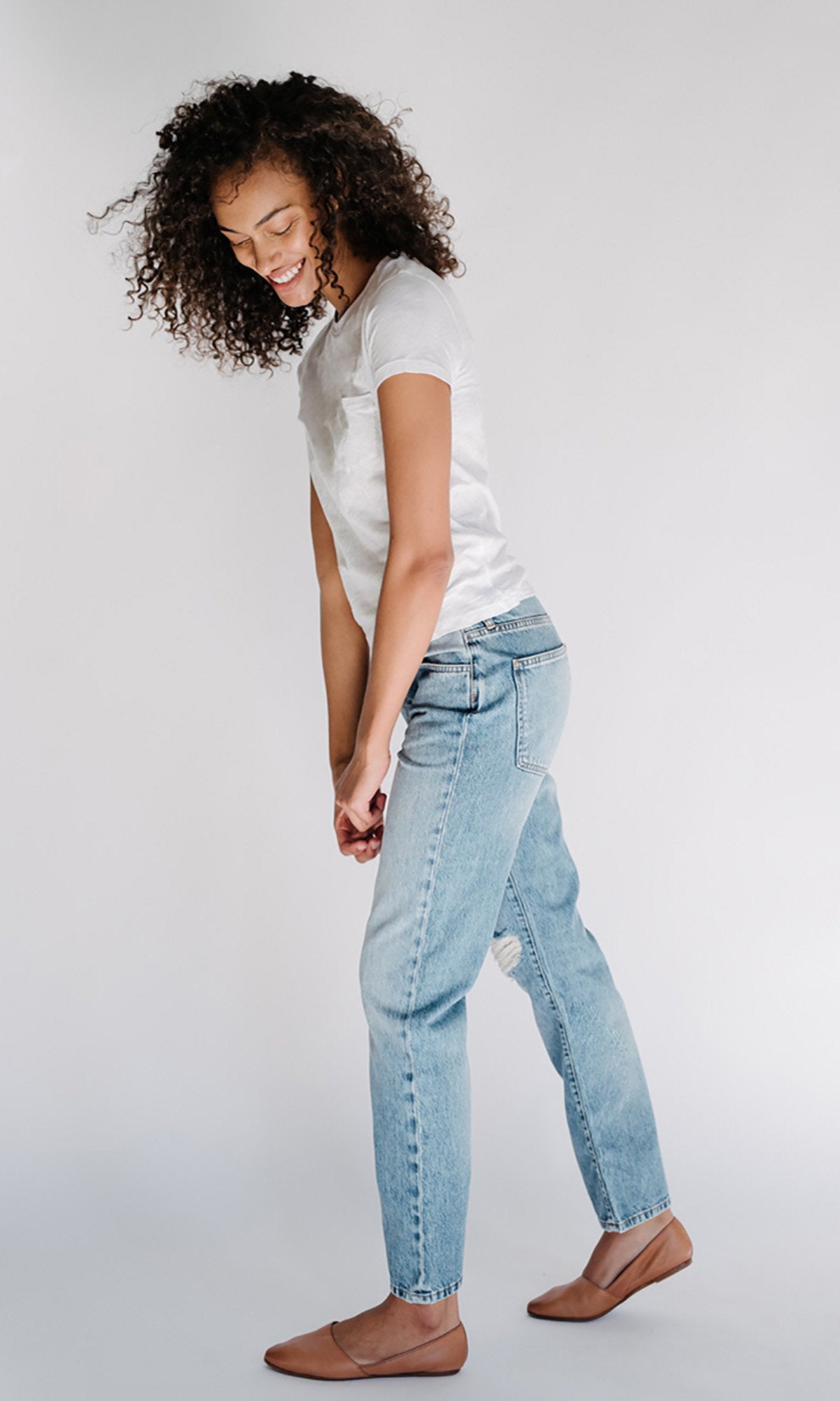 Mid Rise Straight Leg