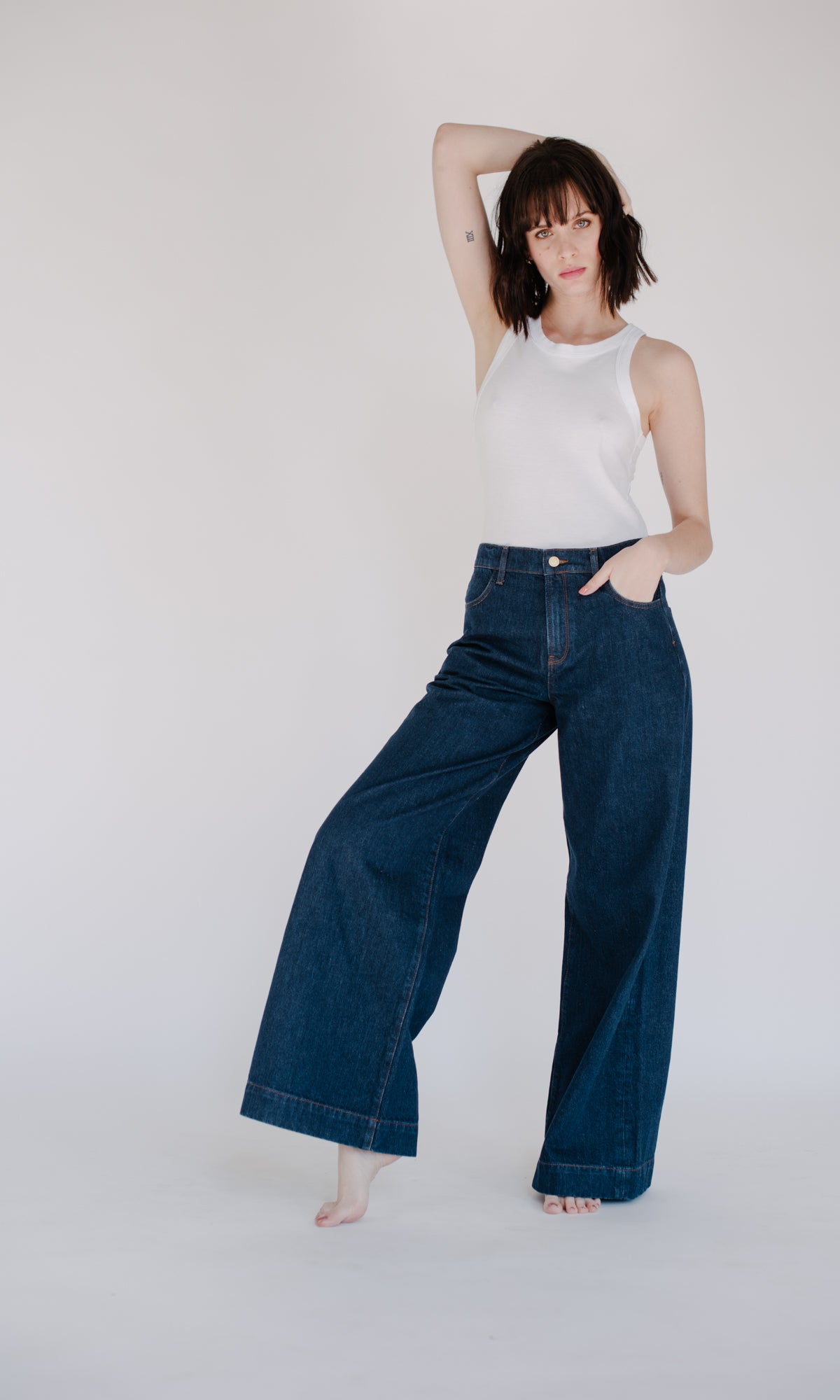 Extra Wide Straight Leg Long