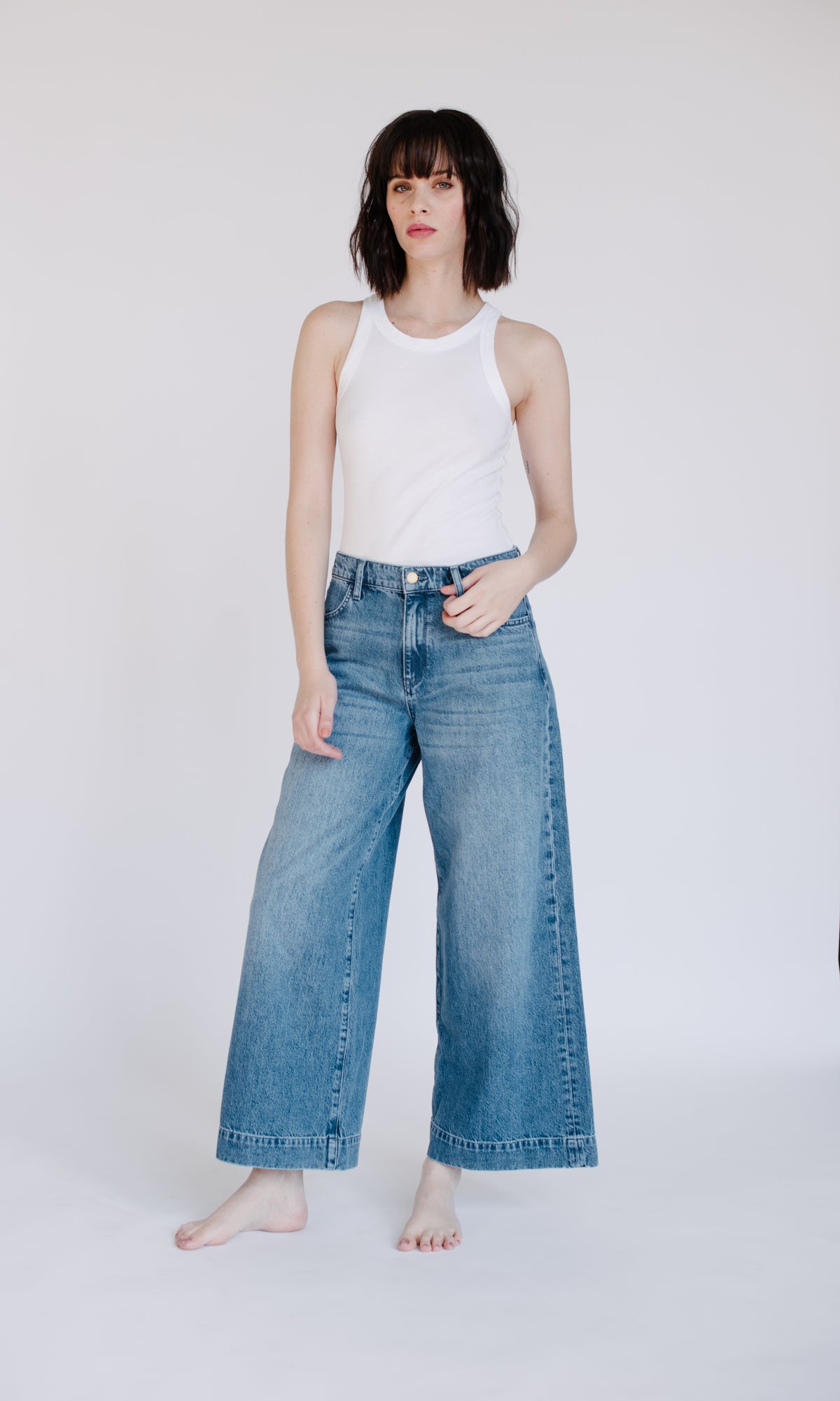 Extra Wide Straight Leg Cropped