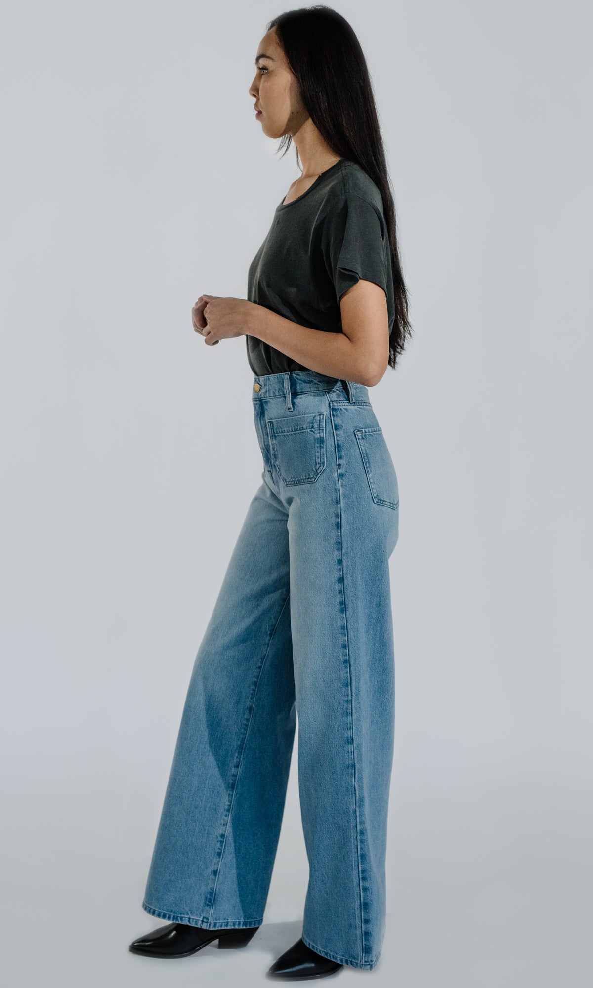 Ms. Onassis Long Island