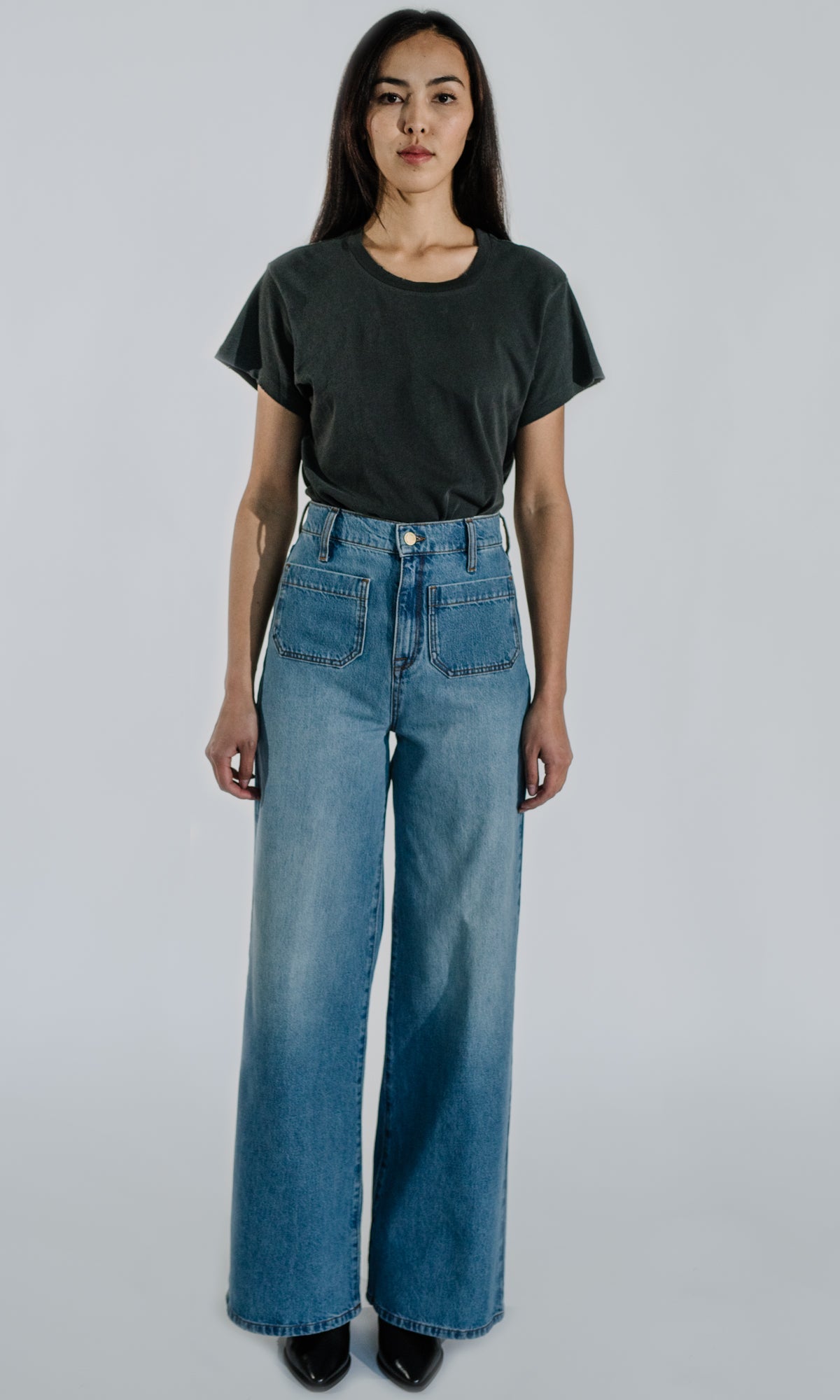 Ms. Onassis Long Island