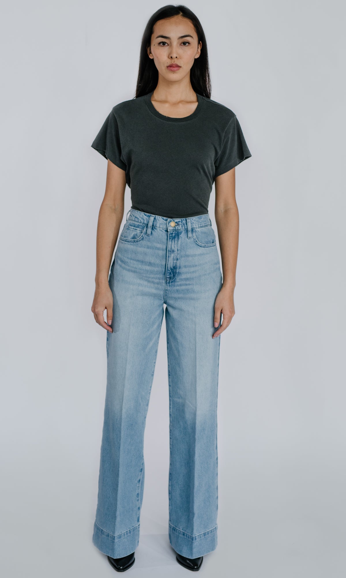 Ms. Onassis Manhattan