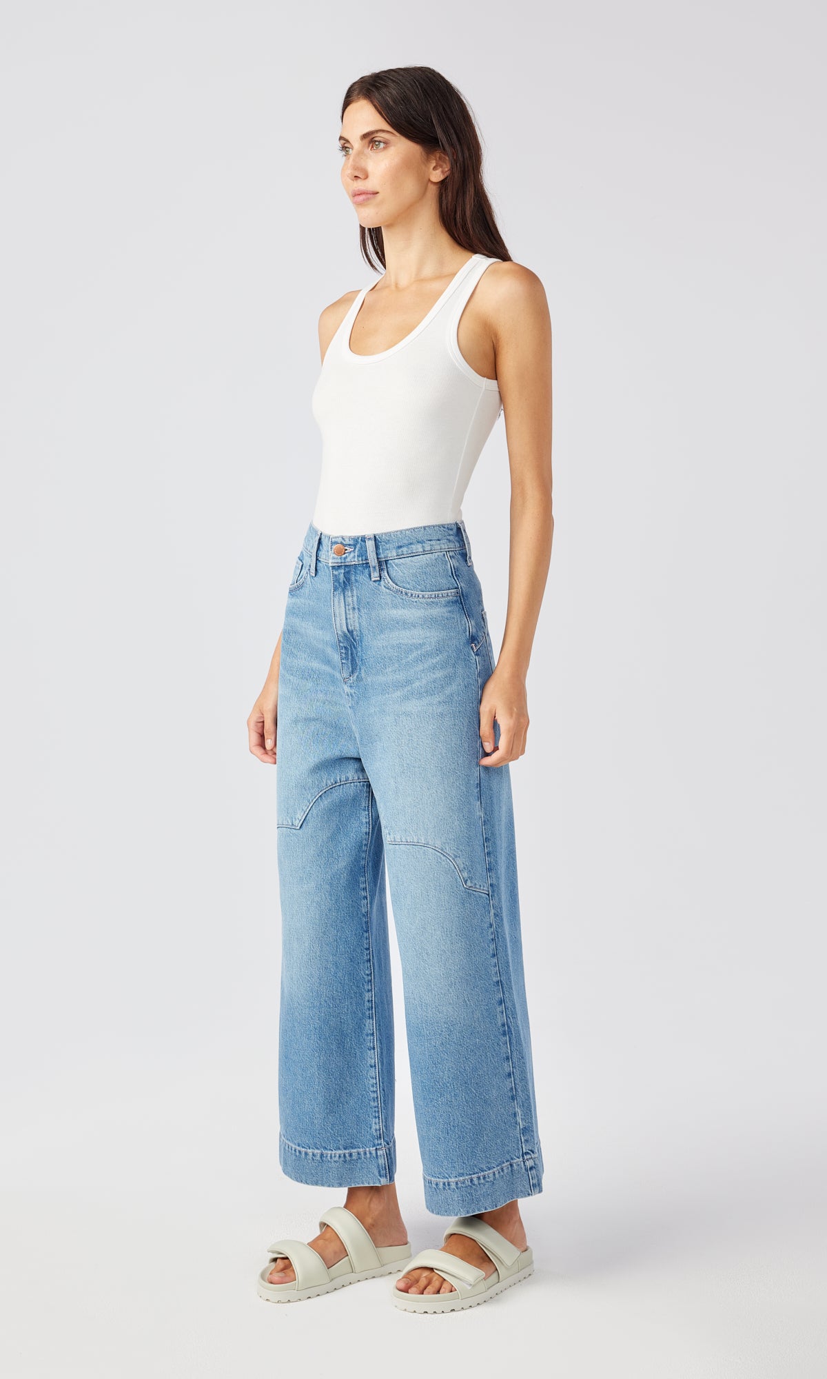 Ms. Ava Cloud Stitch High Rise Barrel Leg Jean