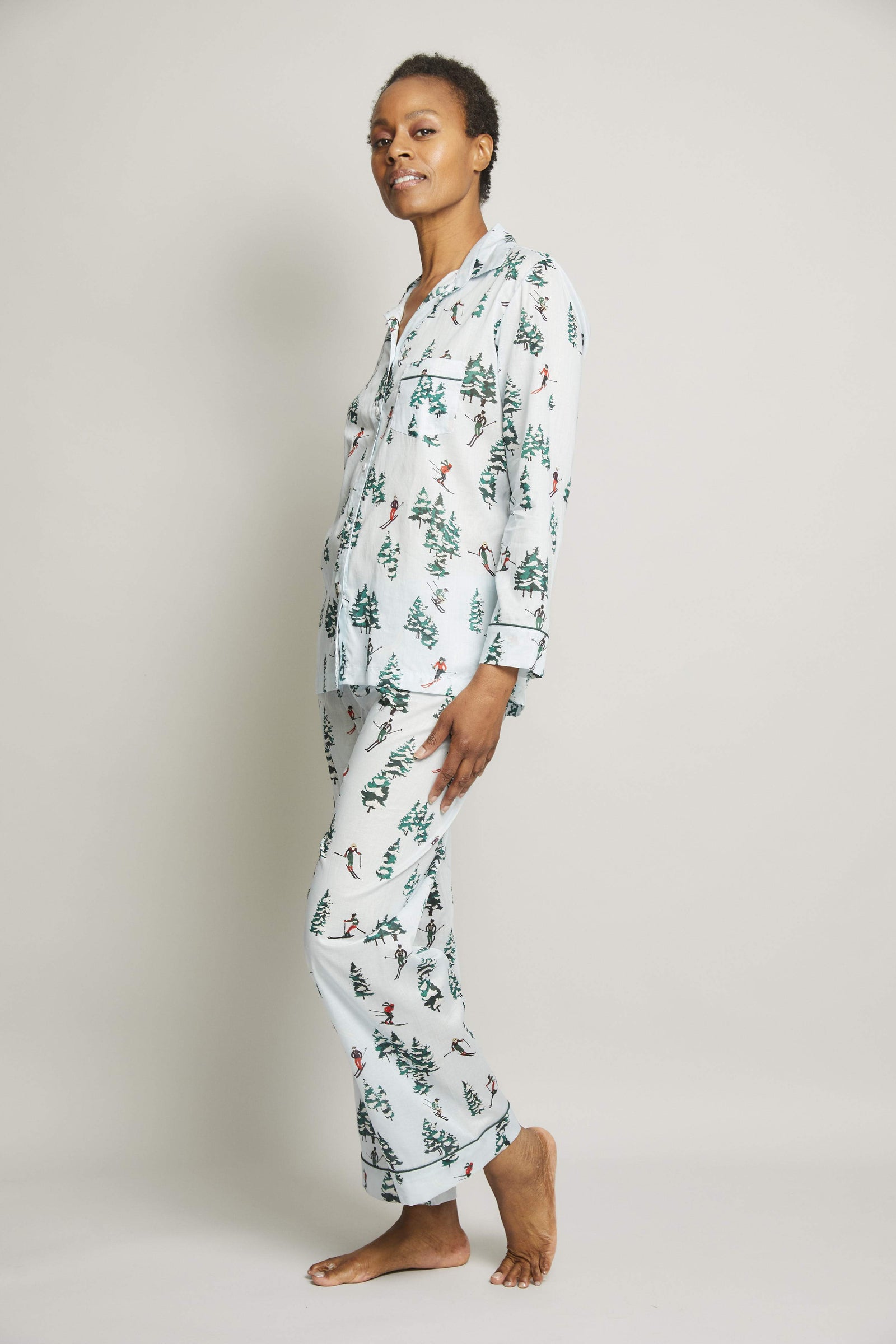 Downhill Skiers Pajama Set with Piping