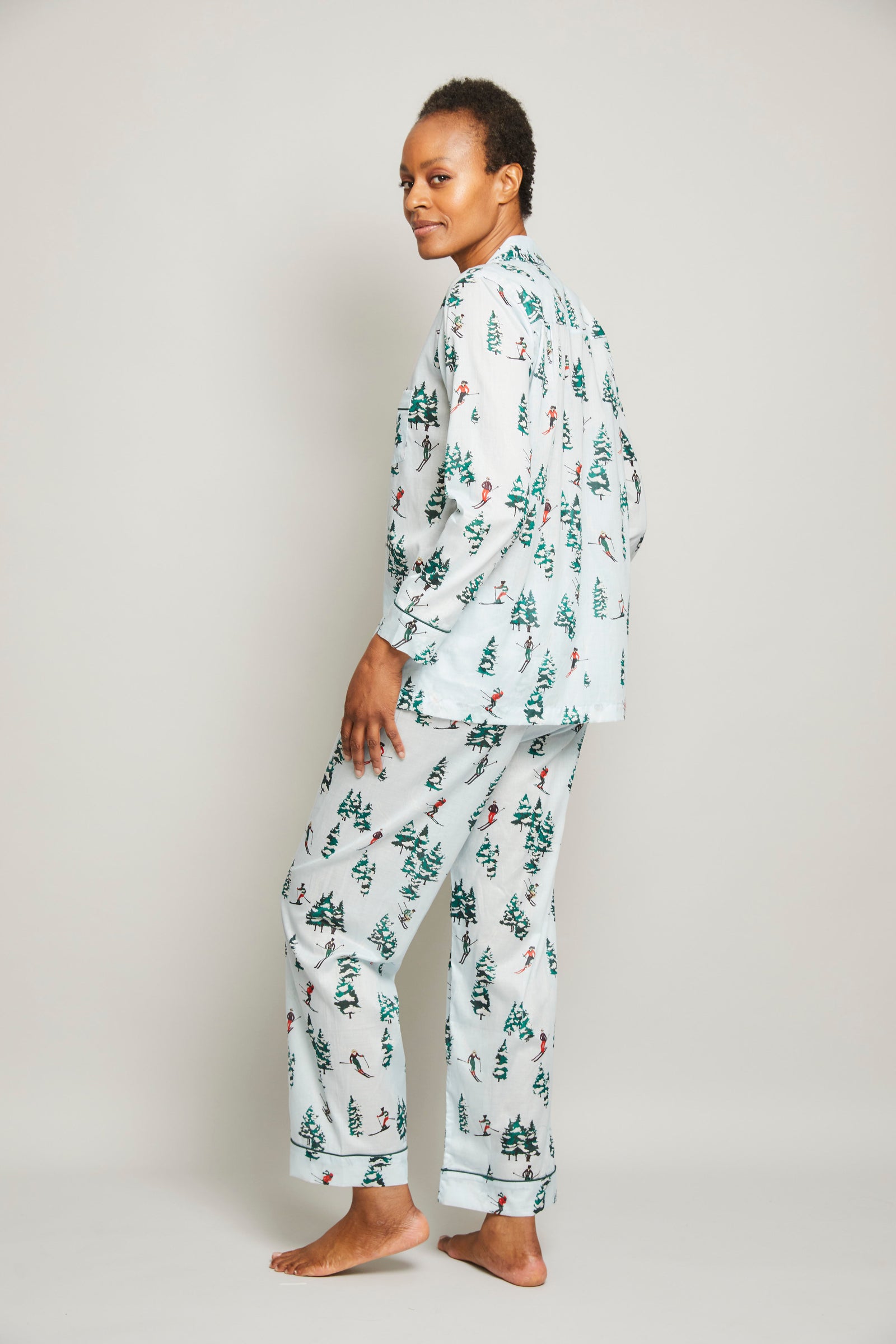 Downhill Skiers Pajama Set with Piping