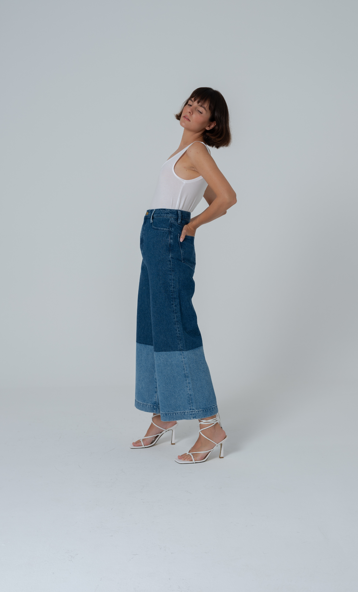 Two Toned Barrel Leg