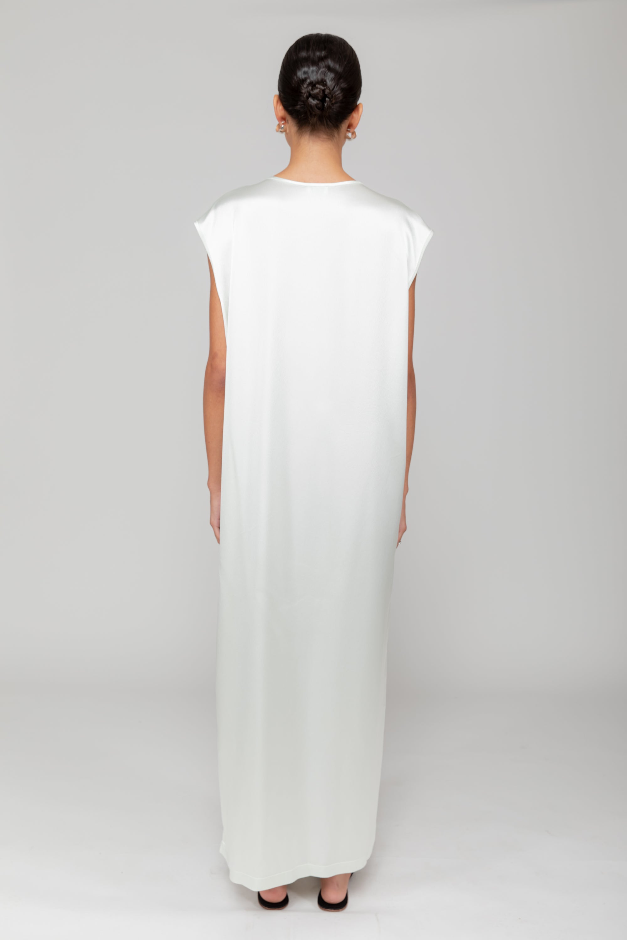 Barb Sleeveless Dress