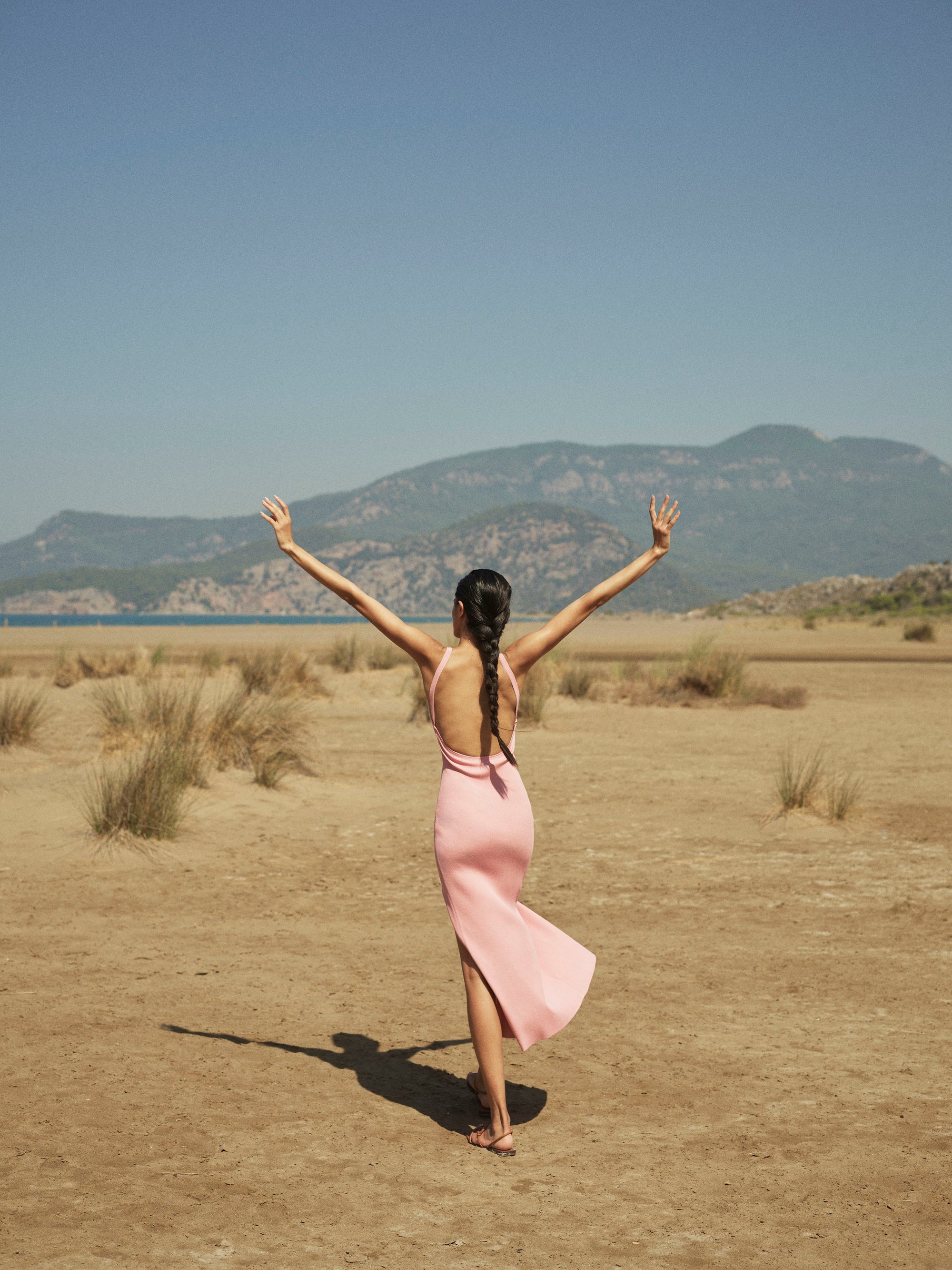 Halterneck Midi Knit Dress