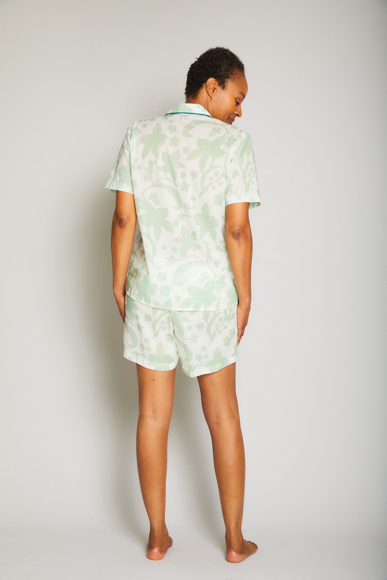 Hawaiian Short Sleeve Short Pajama Set w/ Piping