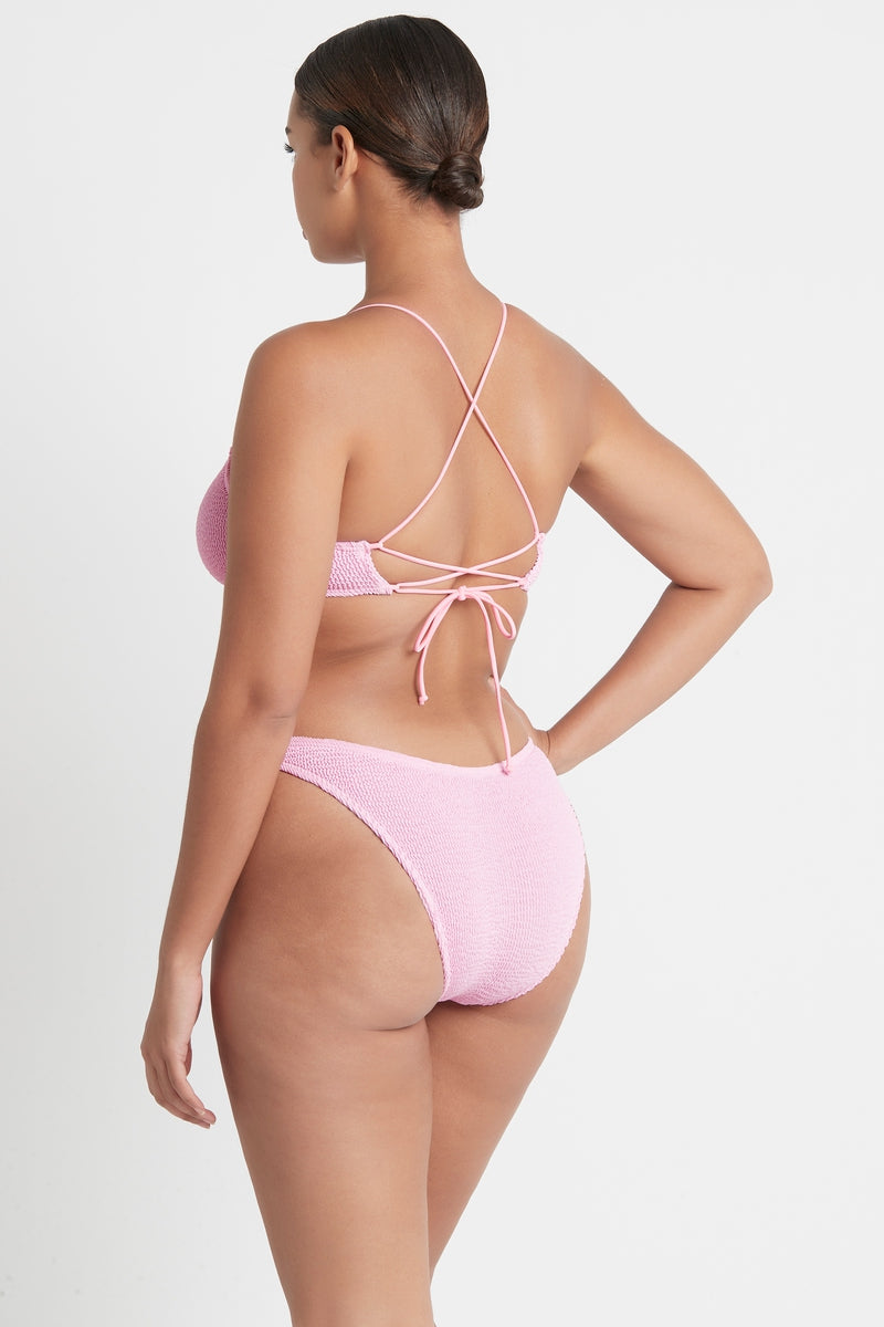 Selena Crop