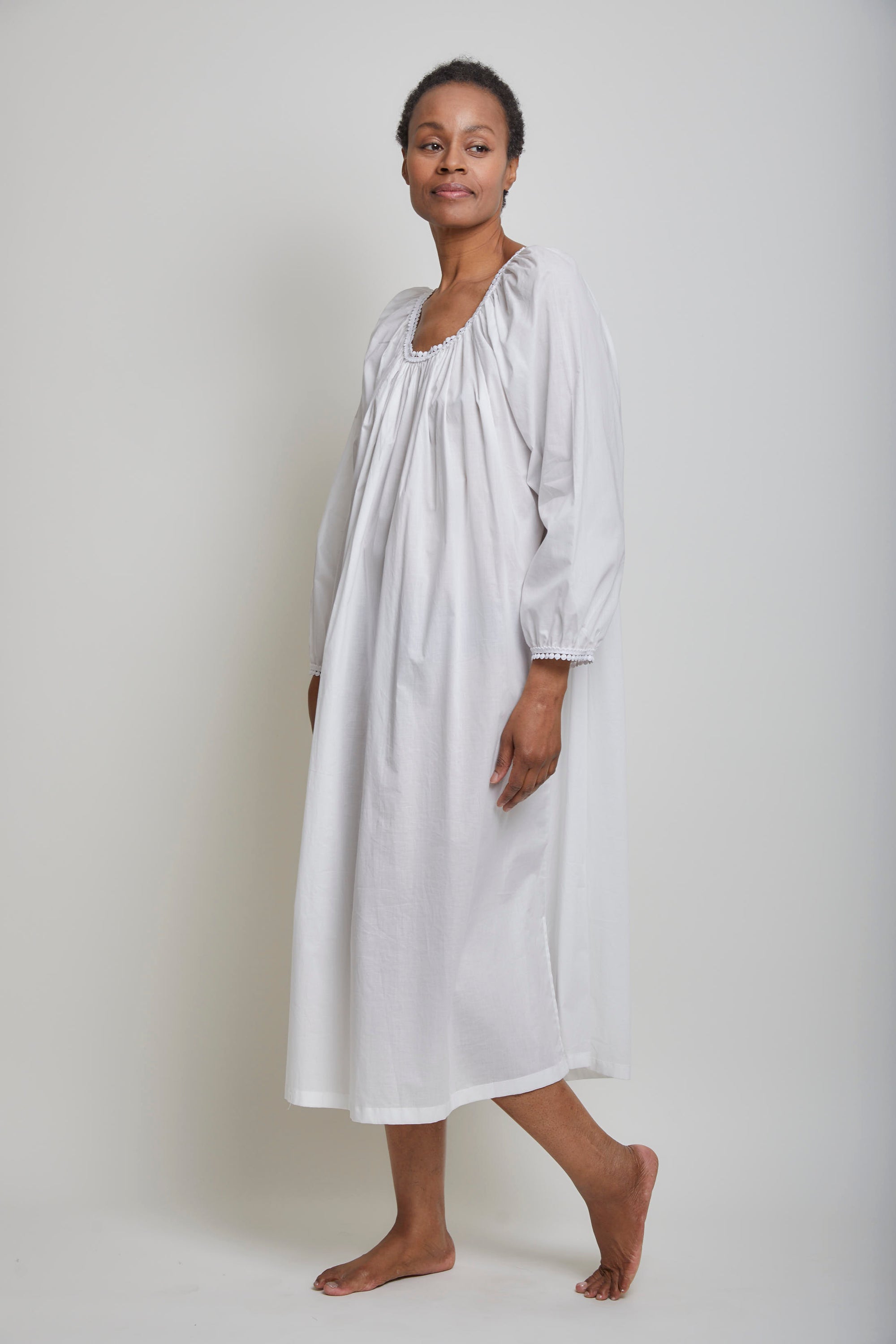 Thilda Long Nightgown With Ball Lace Trim