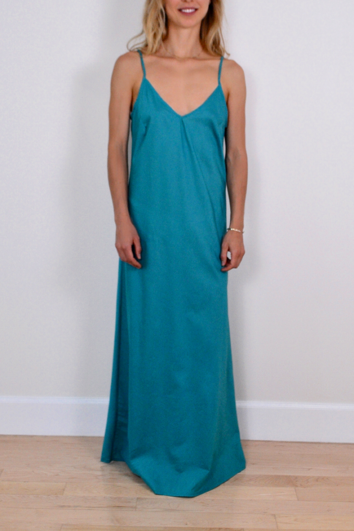 Solid Cotton V Back Nightgown